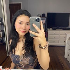 Meet your Posher, Kiana